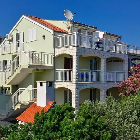 Apartment Zora Orebic