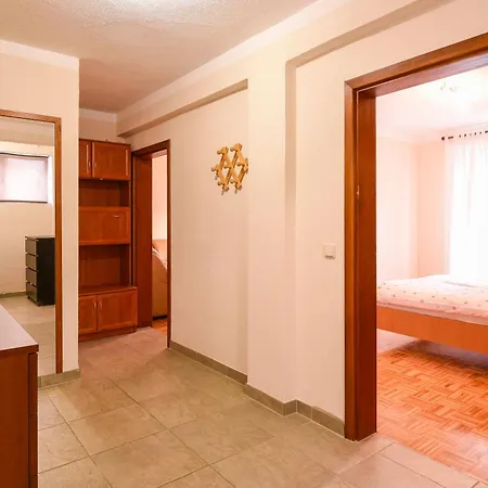Zora Apartment Orebic